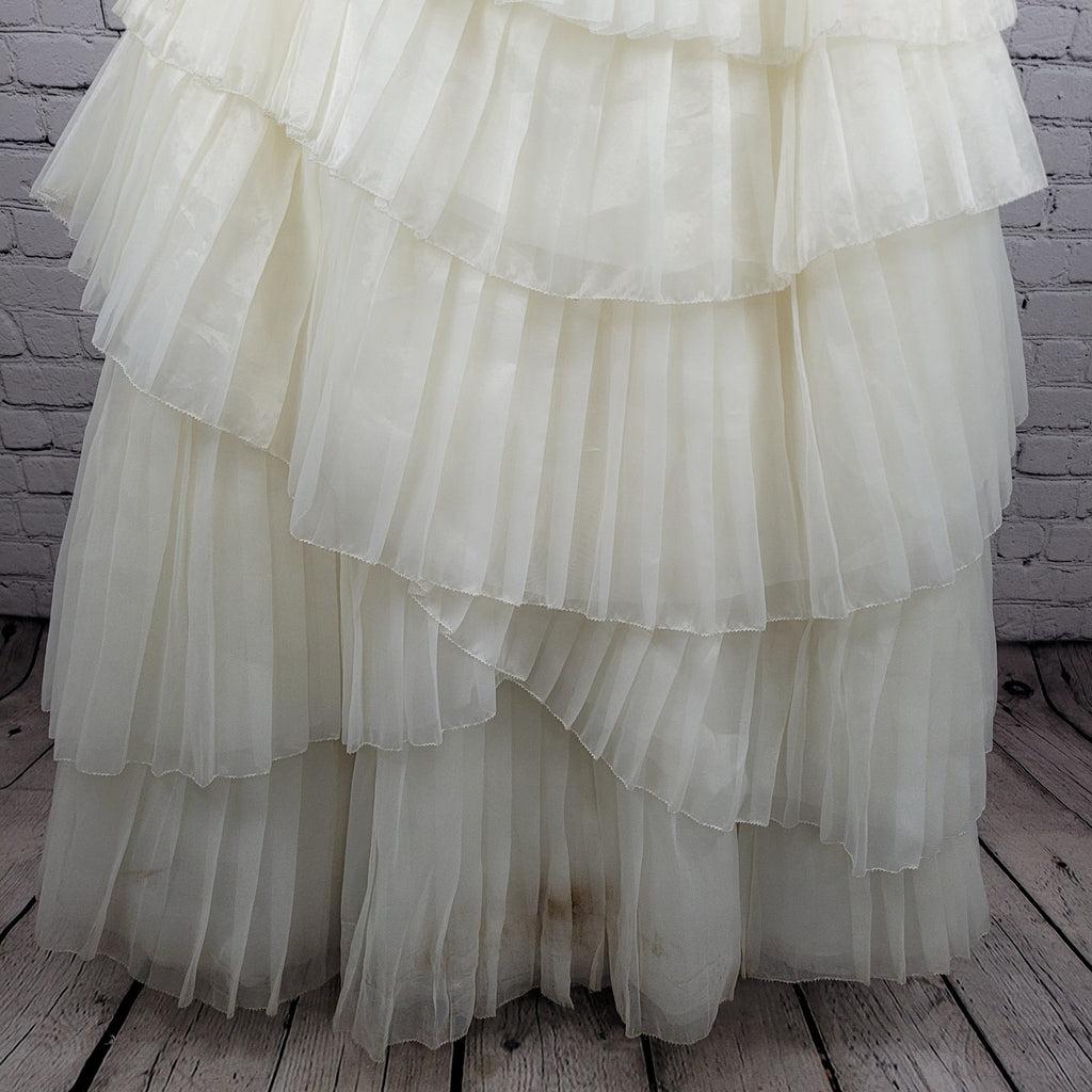 White By Vera Wang Ivory Tiered Strapless Bridal Wedding Gown Dress 12 VW351020