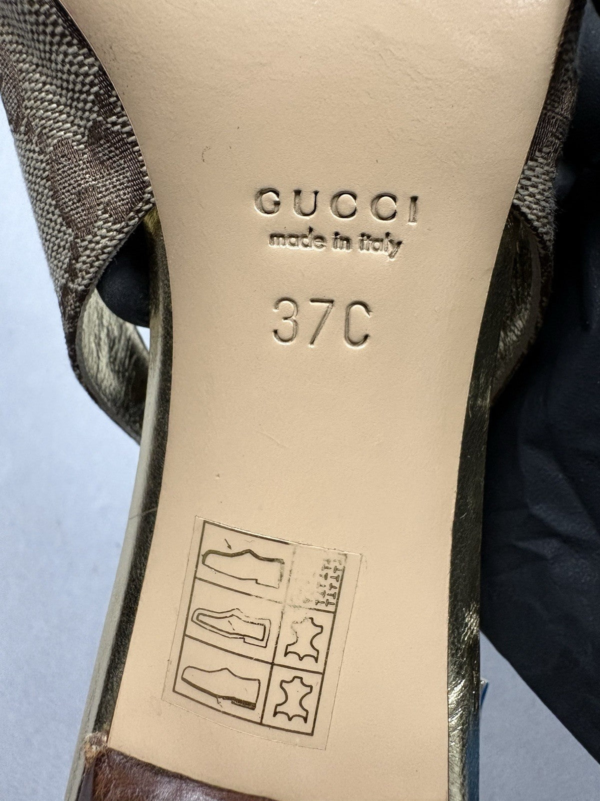 Gucci Vintage GG Monogram Canvas Slingback Pumps Leather Cap Toe EU 37