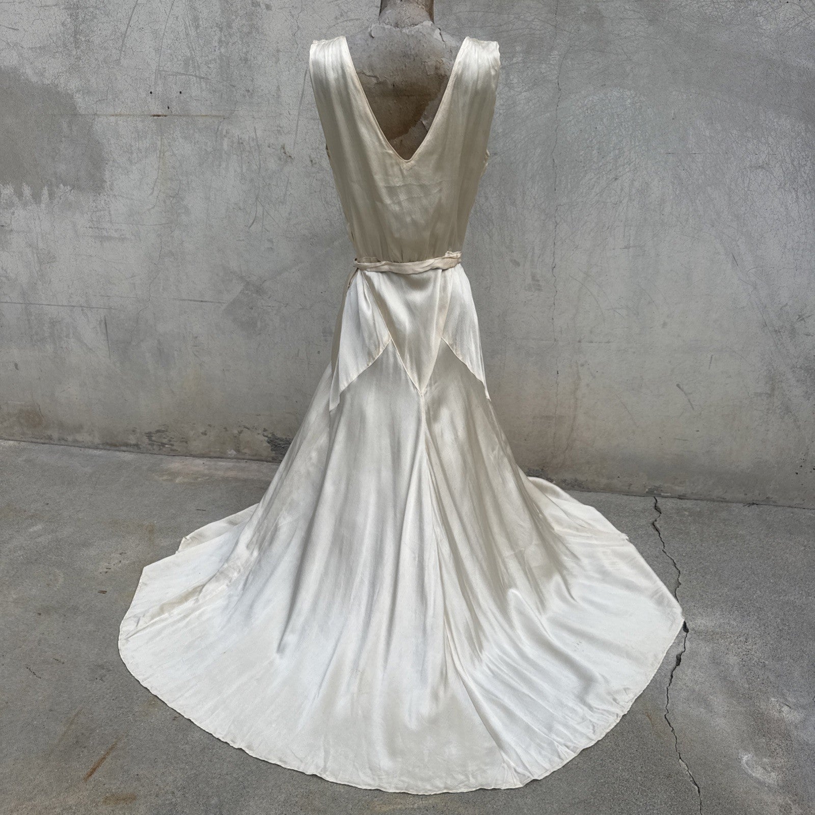 Vintage 1930s White Candlelight Silk Satin Gown Bias Cut Wedding Bridal Dress