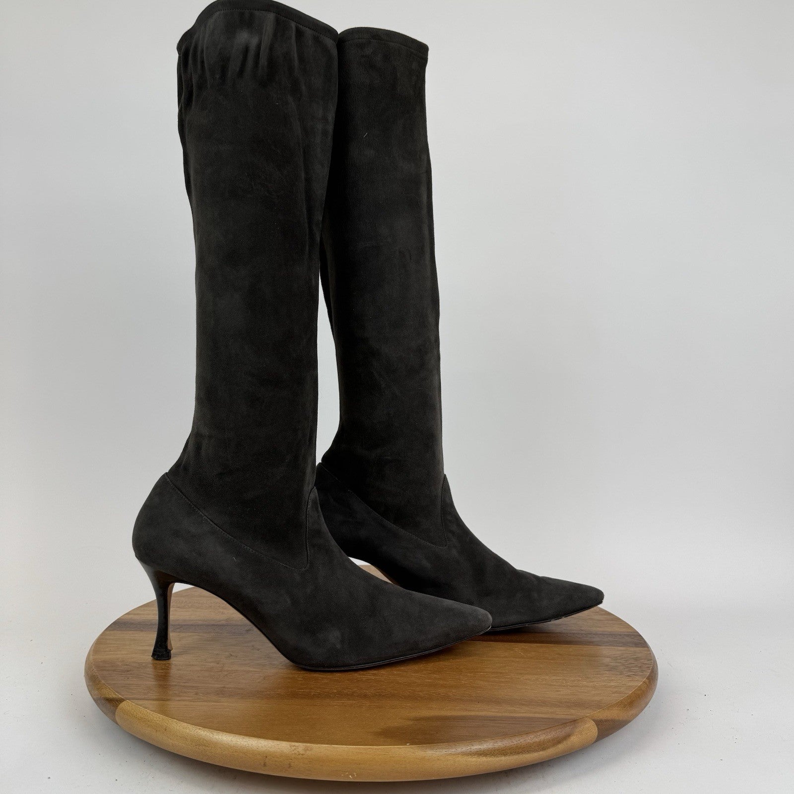 Womens Manolo Blahnik Pamfilo Stretch Gray Suede Pull On Stiletto Boots Size 40
