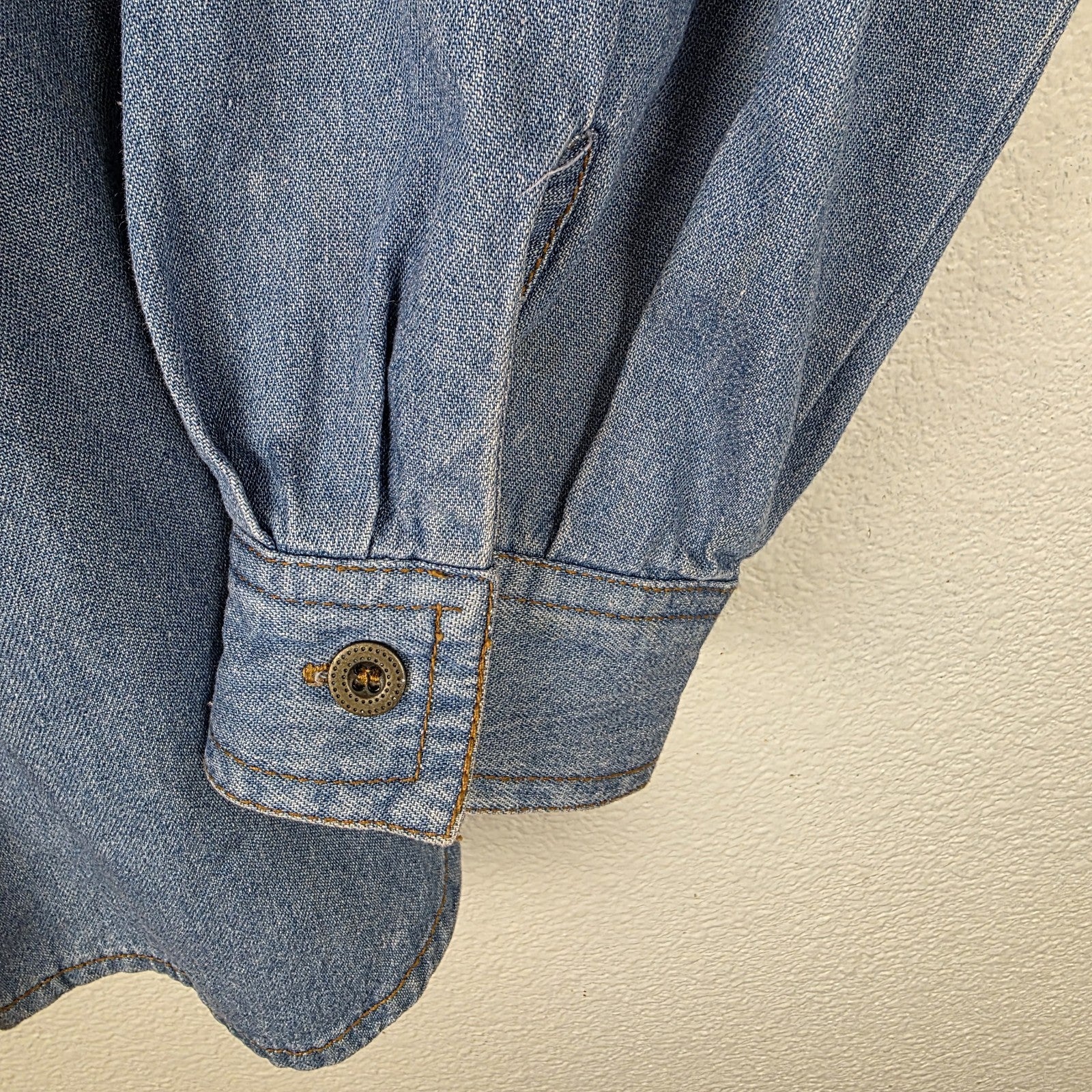 VTG Womens Denim Shirt Western Leather Lace Up Collar Pockets Long Sleeve M