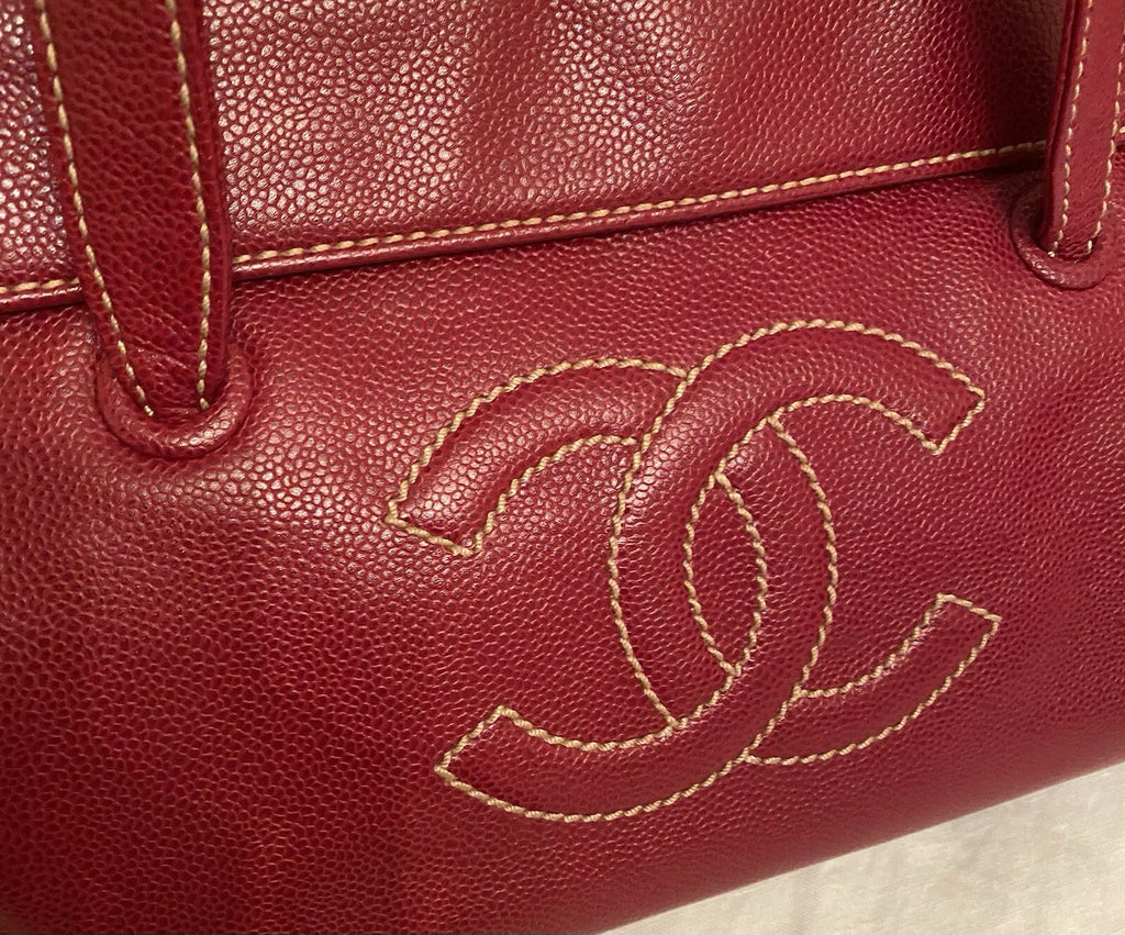 Chanel Leather Bag CC Logo on Front