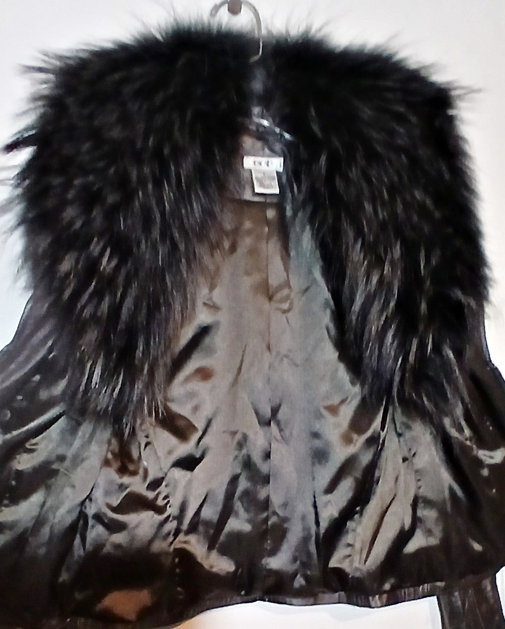 Cache Vintage Lamb Leather Jacket with Detachable Fox Fur Collar