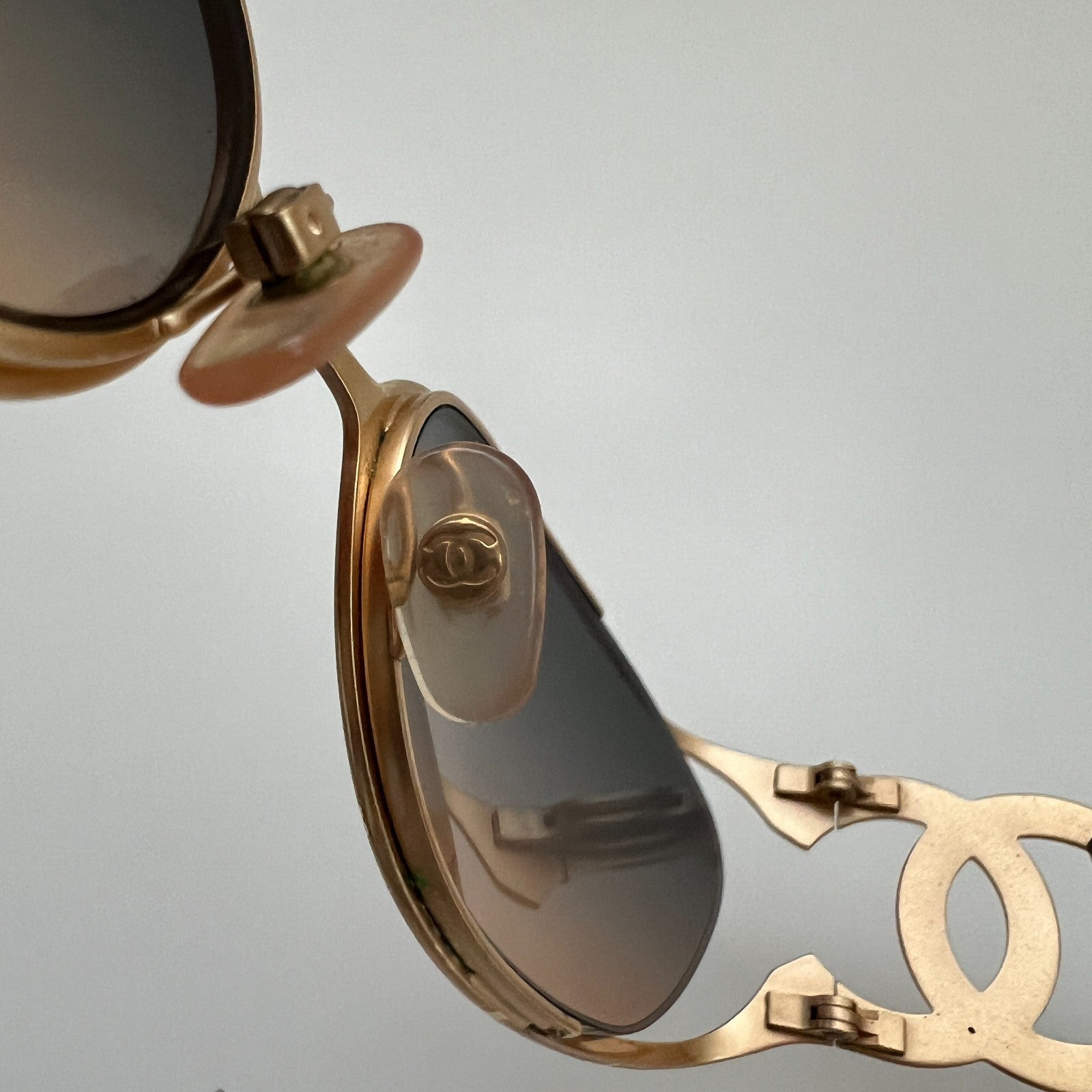 VTG 90s CHANEL Interlocking CC Logo Gold Frame Gradient Lenses Marked Sunglasses