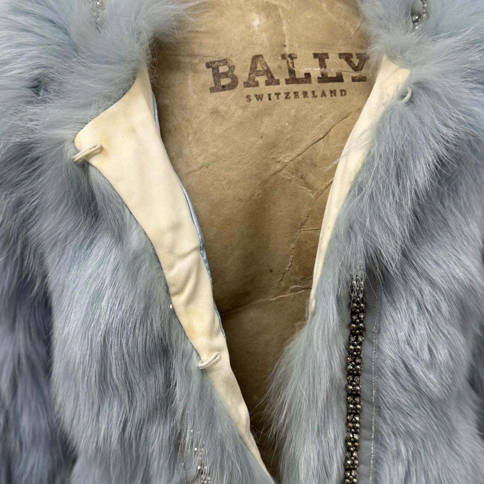 Vintage Y2K Beaded Ice-Blue Fox Fur Cropped Jacket