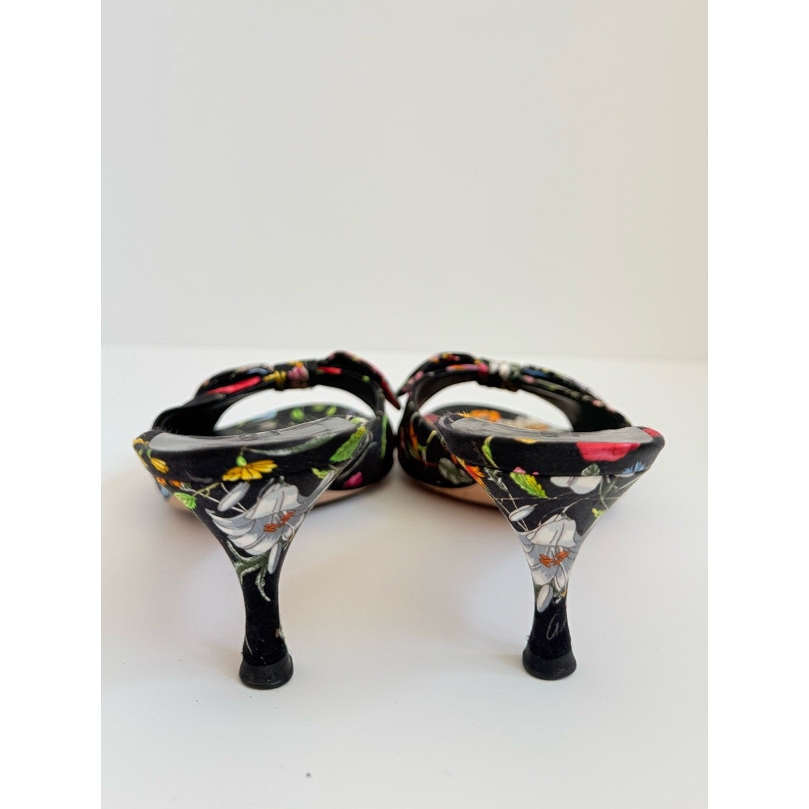 Gucci Flora Satin Bow Mule Heels Black Floral US 6