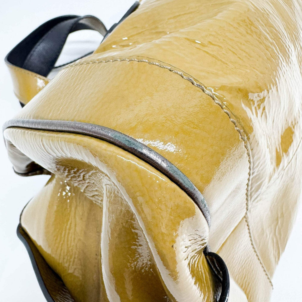 CHLOÉ Paddington Horse Charm Ocher Brown Patent Leather Shoulder Bag