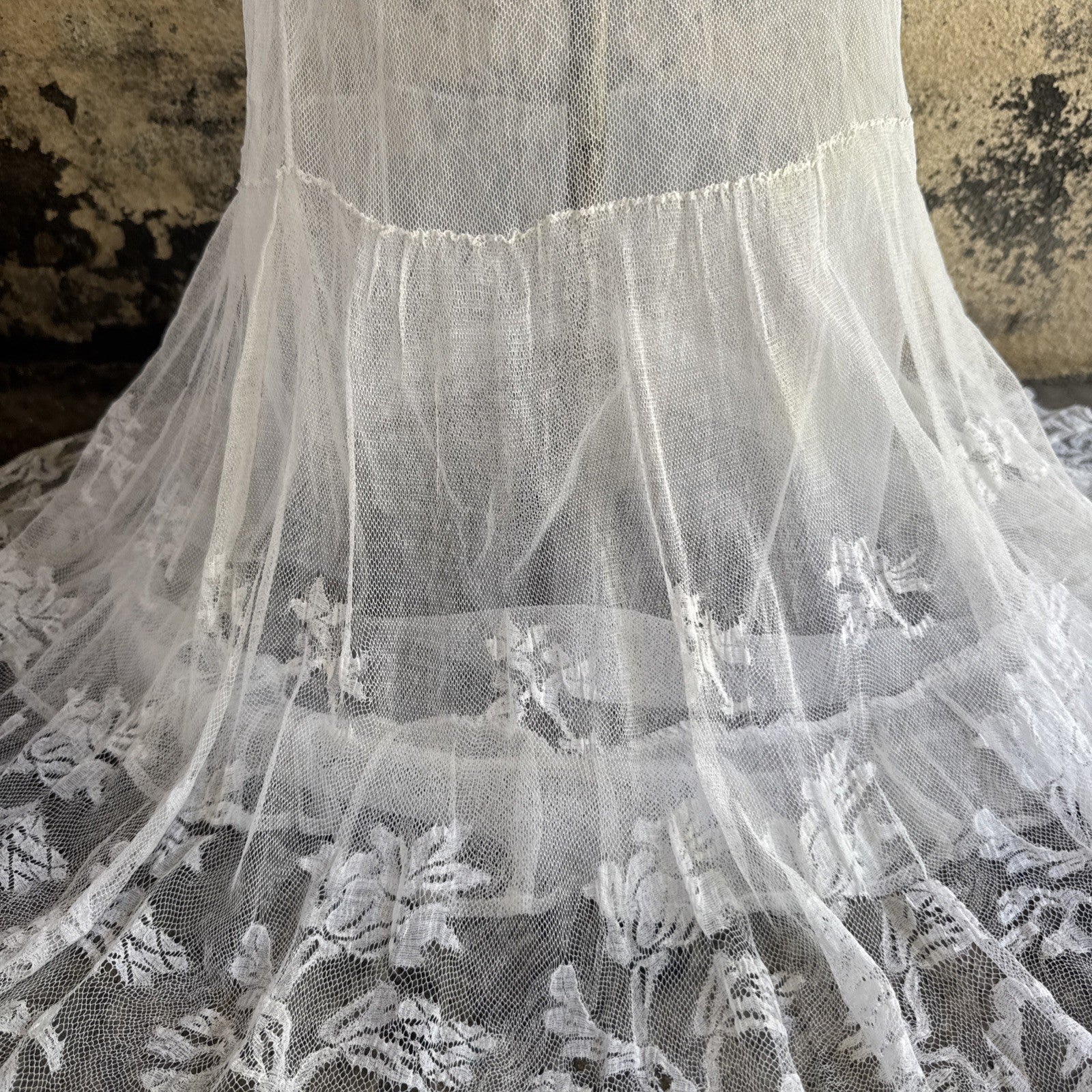 Antique Edwardian White Net Lace Dress Floral Lace Maxi Ruffle Bridal Vintage