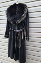 Vintage Y2K Black Leather Coat with Fox Fur Collar and Cuffs