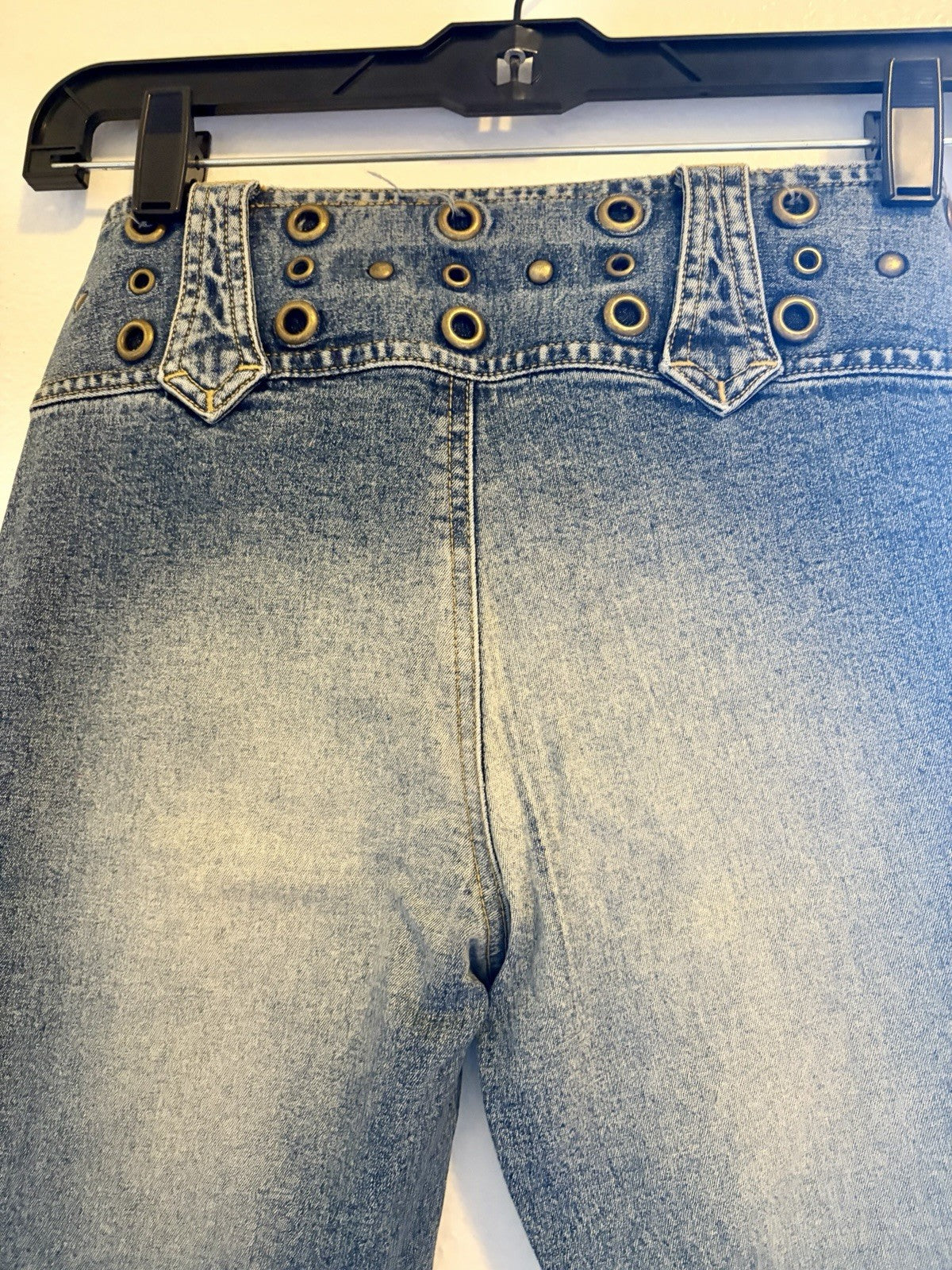 Mudd 1990s Lace Grommet Studded Low Rise Flare Jeans Size 1