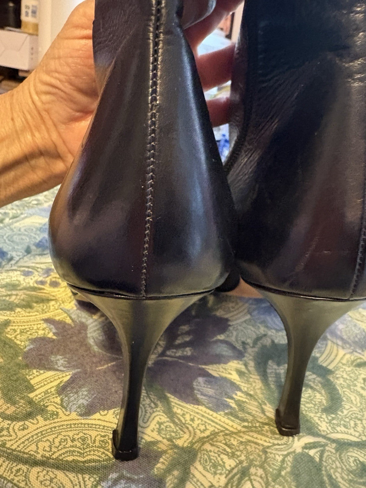 Manolo Blahnik Black Leather Knee High Pointed Toe Stiletto Boots US 6