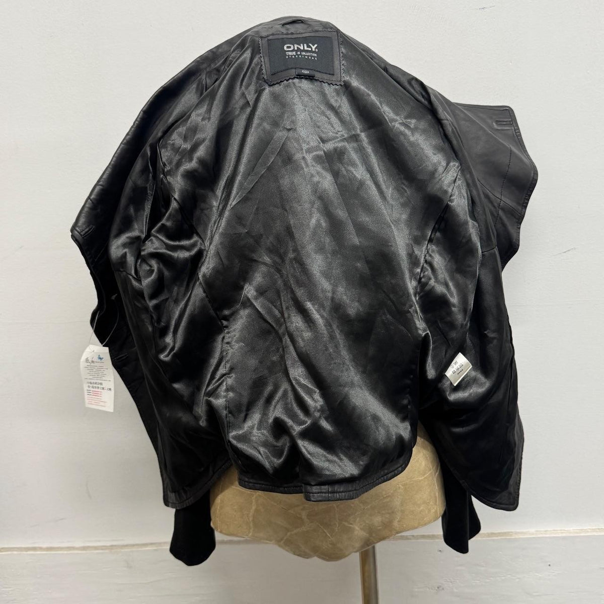 Vintage Black Asymmetric Funnel Neck Leather Jacket