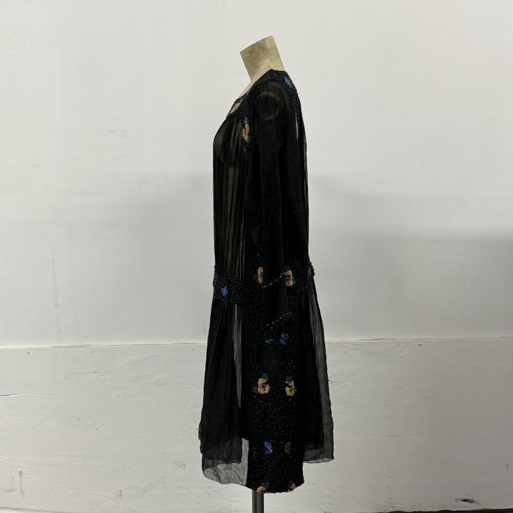 Pristine Vintage Antique 20s Beaded Black Silk Flapper Dress