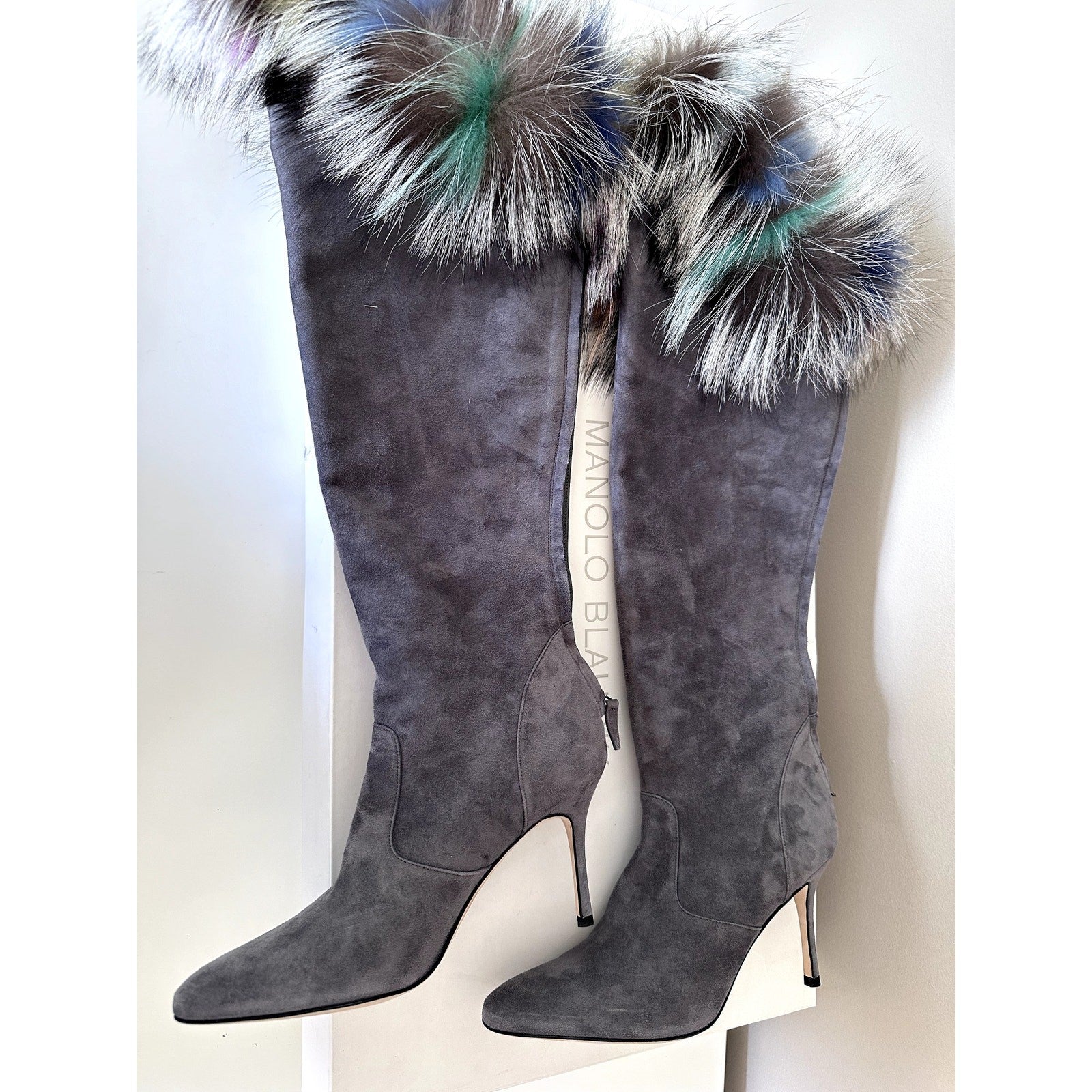$1995 Manolo Blahnik Likanskim Boots Fur Suede Tall Womens Shoes Gray Size 37.5