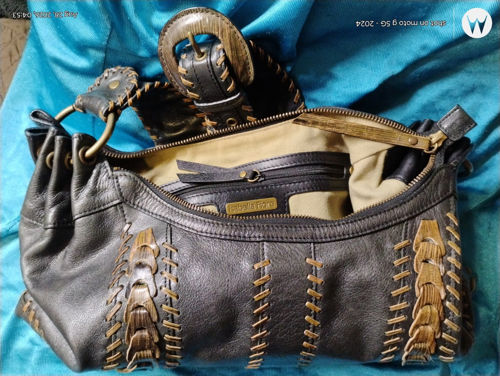 Isabella Fiore Leather Shoulder Bag