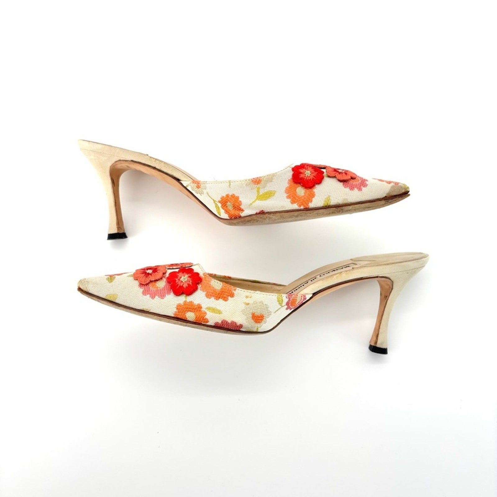 Manolo Blahnik Retro Vintage Floral Applique Pointed Toe Kitten Heel Mules 36.5