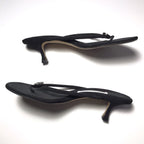 Manolo Blahnik Y2K Vintage Crystal Thong Sandal Black Fabric Kitten Heels 40.5