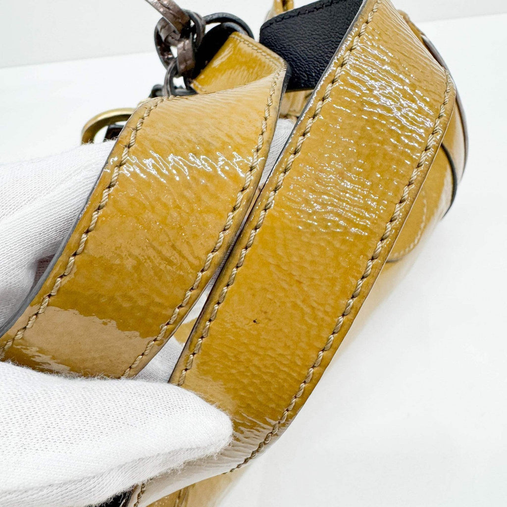 CHLOÉ Paddington Horse Charm Ocher Brown Patent Leather Shoulder Bag