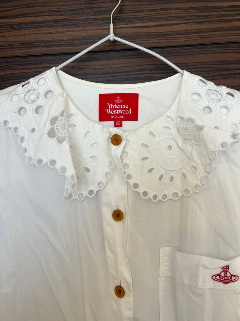Vivienne Westwood / Lace Collar Shirt / Size 00 / White with Red Embroidery