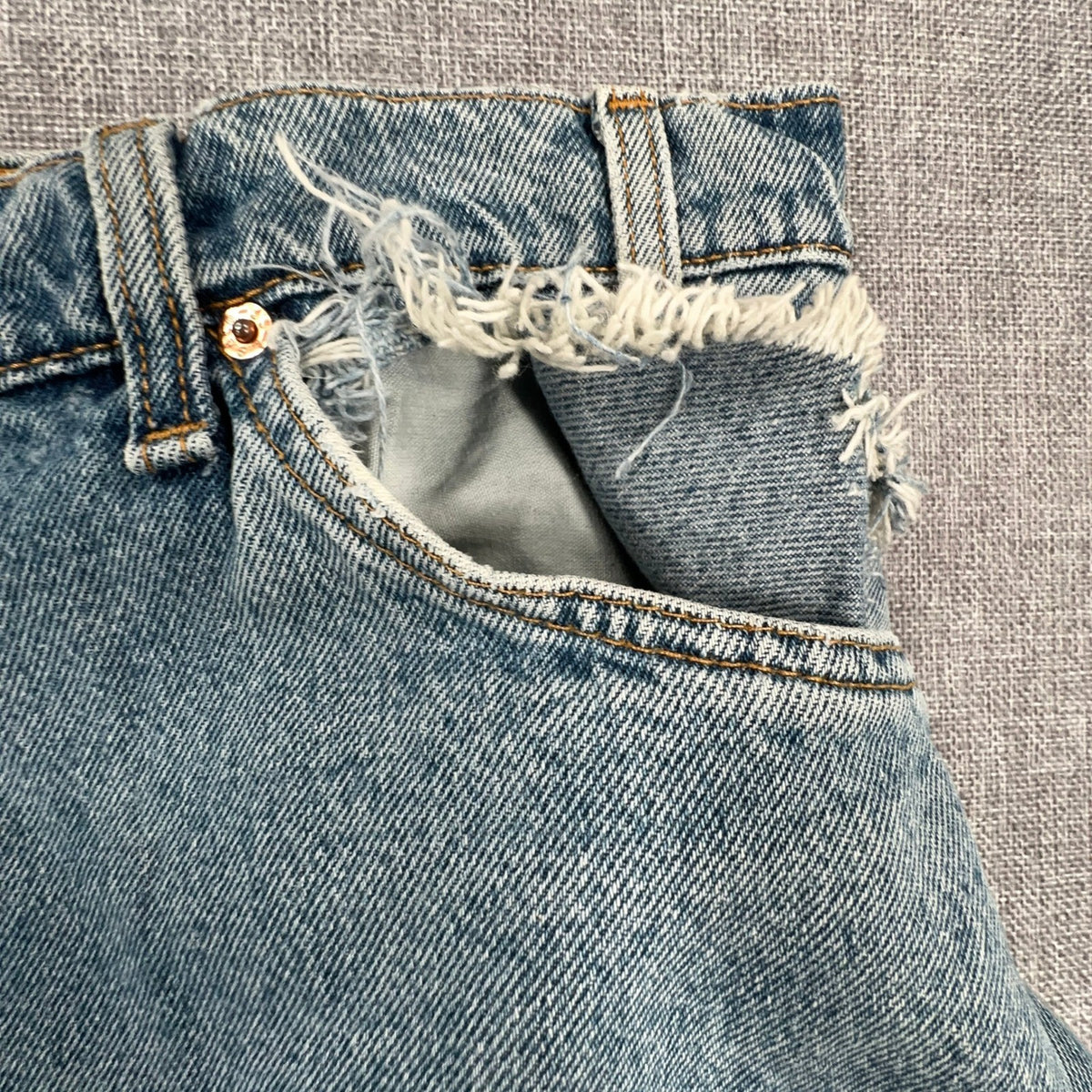 Levi's 550 1990s Jeans Mens 36x32 Orange Tab Distressed