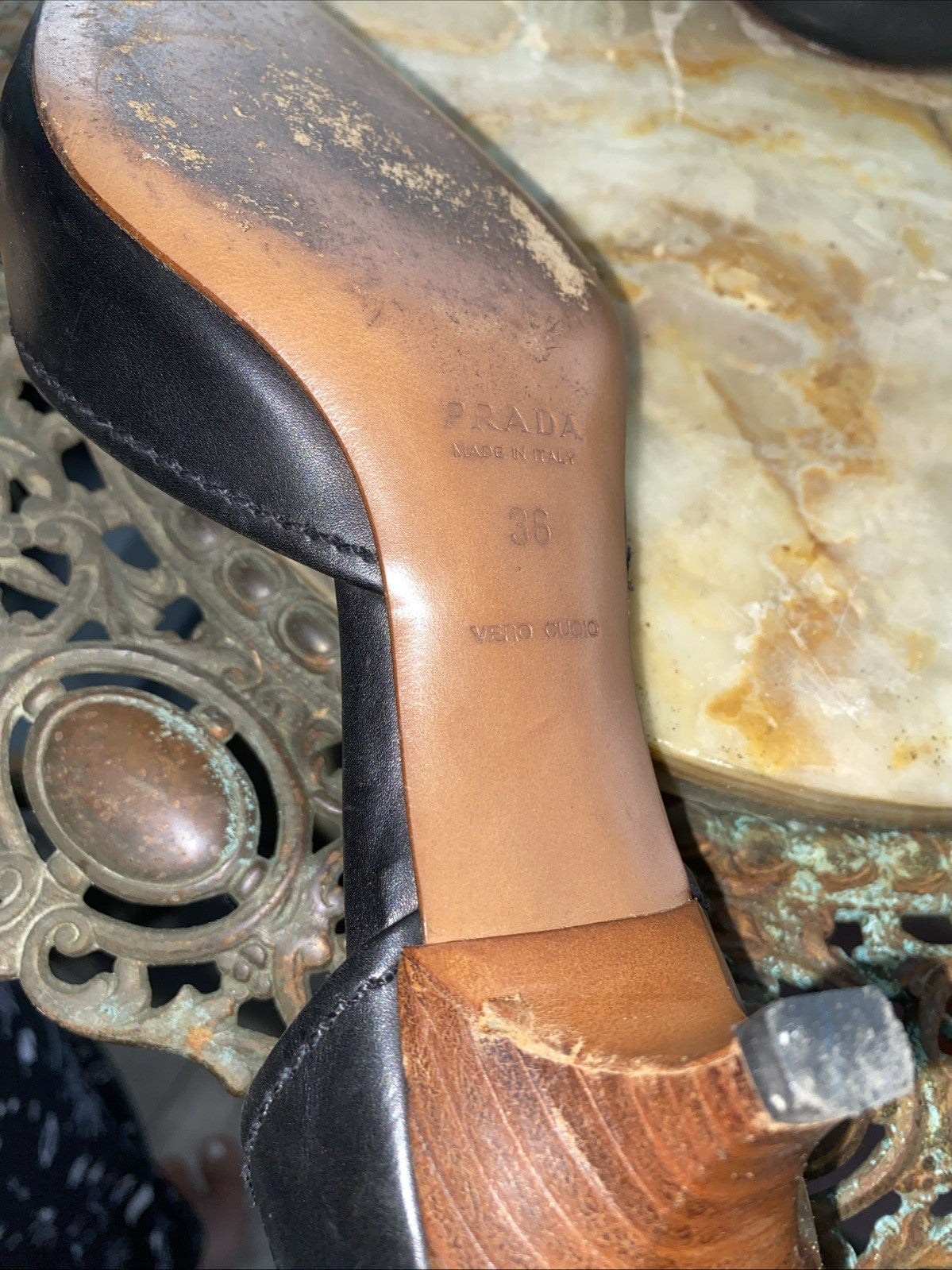 Vintage Prada Blk Leather Kitten Heel Pump W/ Pointed Toe & Silver Buckle Sz 36