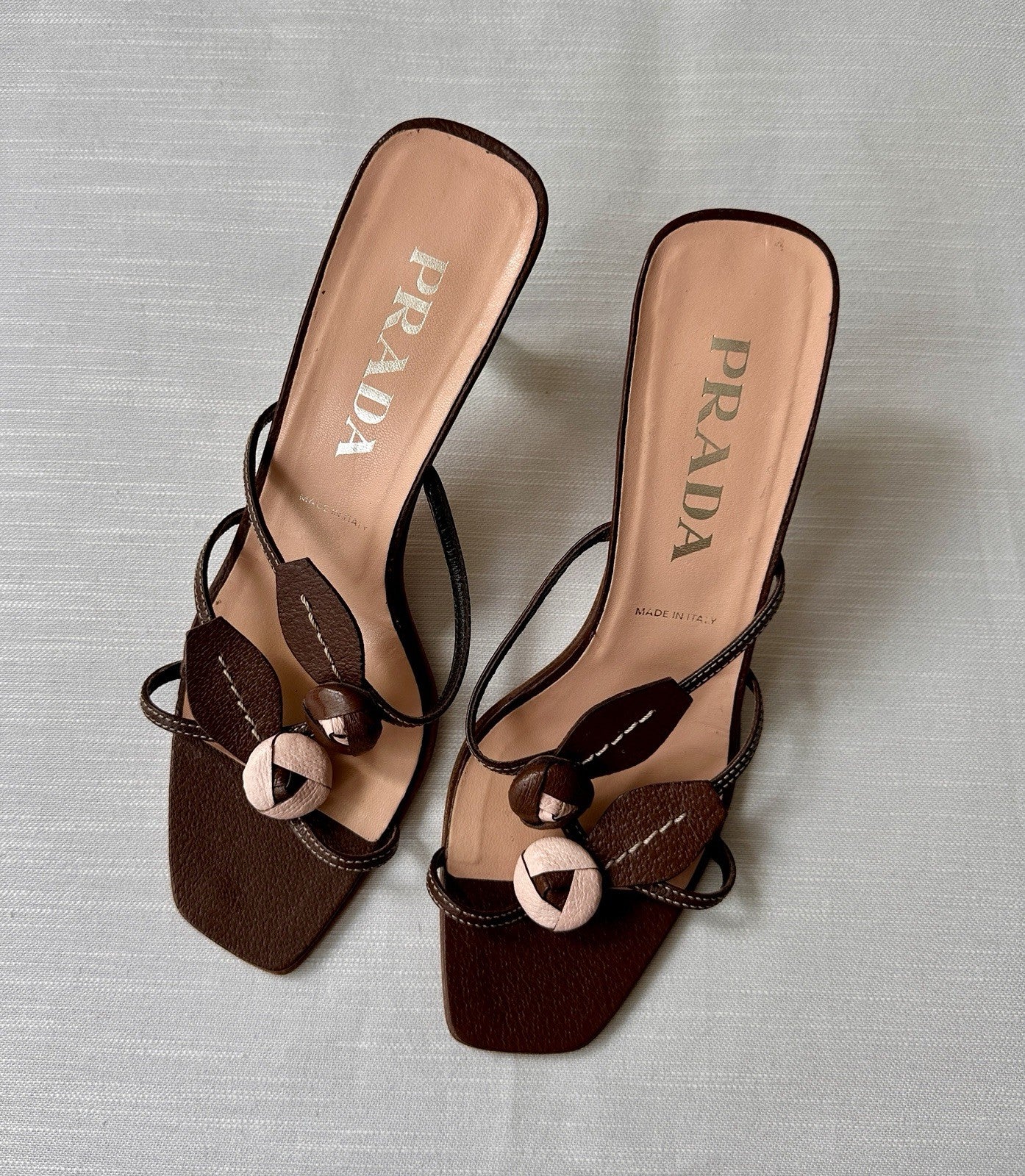Vintage 90s 2000s PRADA Leather Rosebud Brown Pink Kitten Heels Sandals Size 37