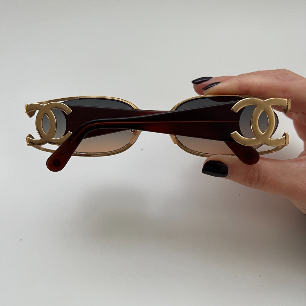 VTG 90s CHANEL Interlocking CC Logo Gold Frame Gradient Lenses Marked Sunglasses