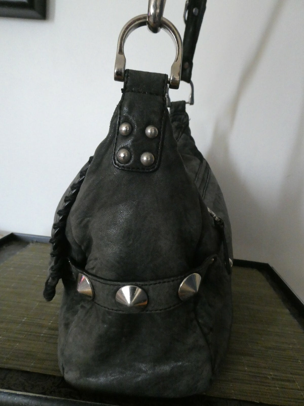Be&D Women's Gray Leather Shoulder Bag Crossbody