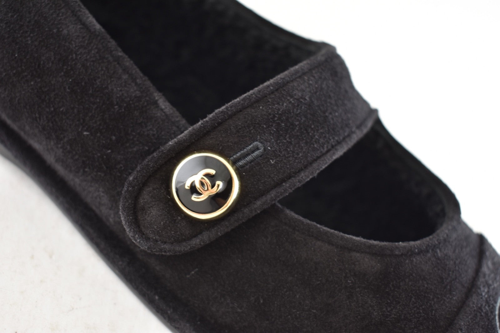 Chanel 25B Black Suede Shearling Fur Mary Jane Moccasin Ballet Loafer Flat 38