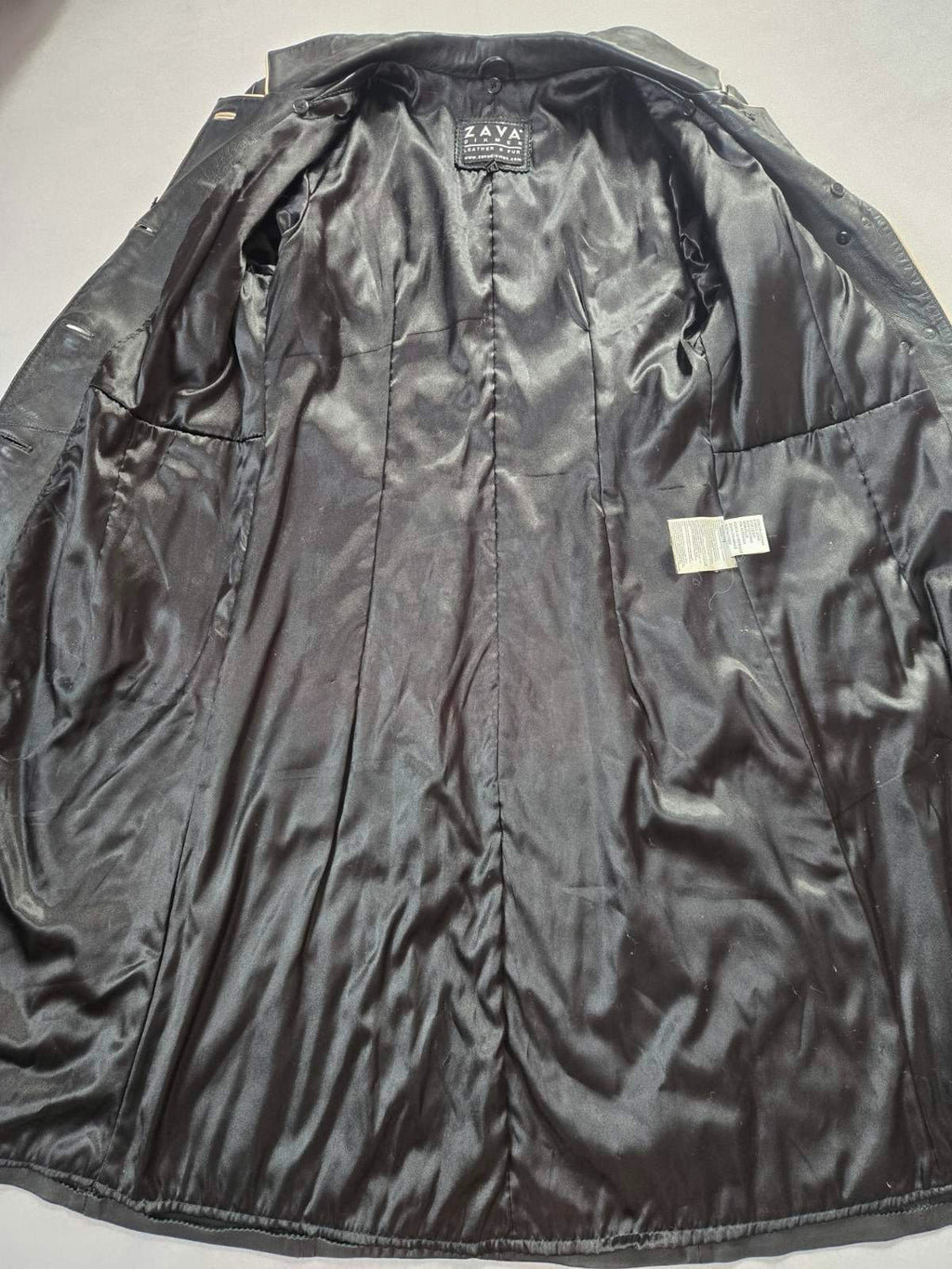 Vintage Y2K Black Leather Coat with Fox Fur Collar and Cuffs