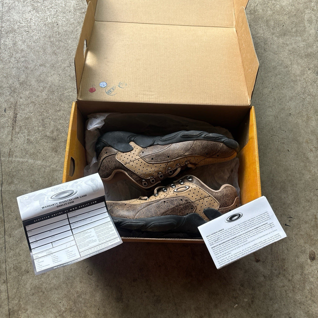 Oakley COIL OVER  Brown/Tan Sneakers Featuring a Leather Upper w/ Awesome Detail