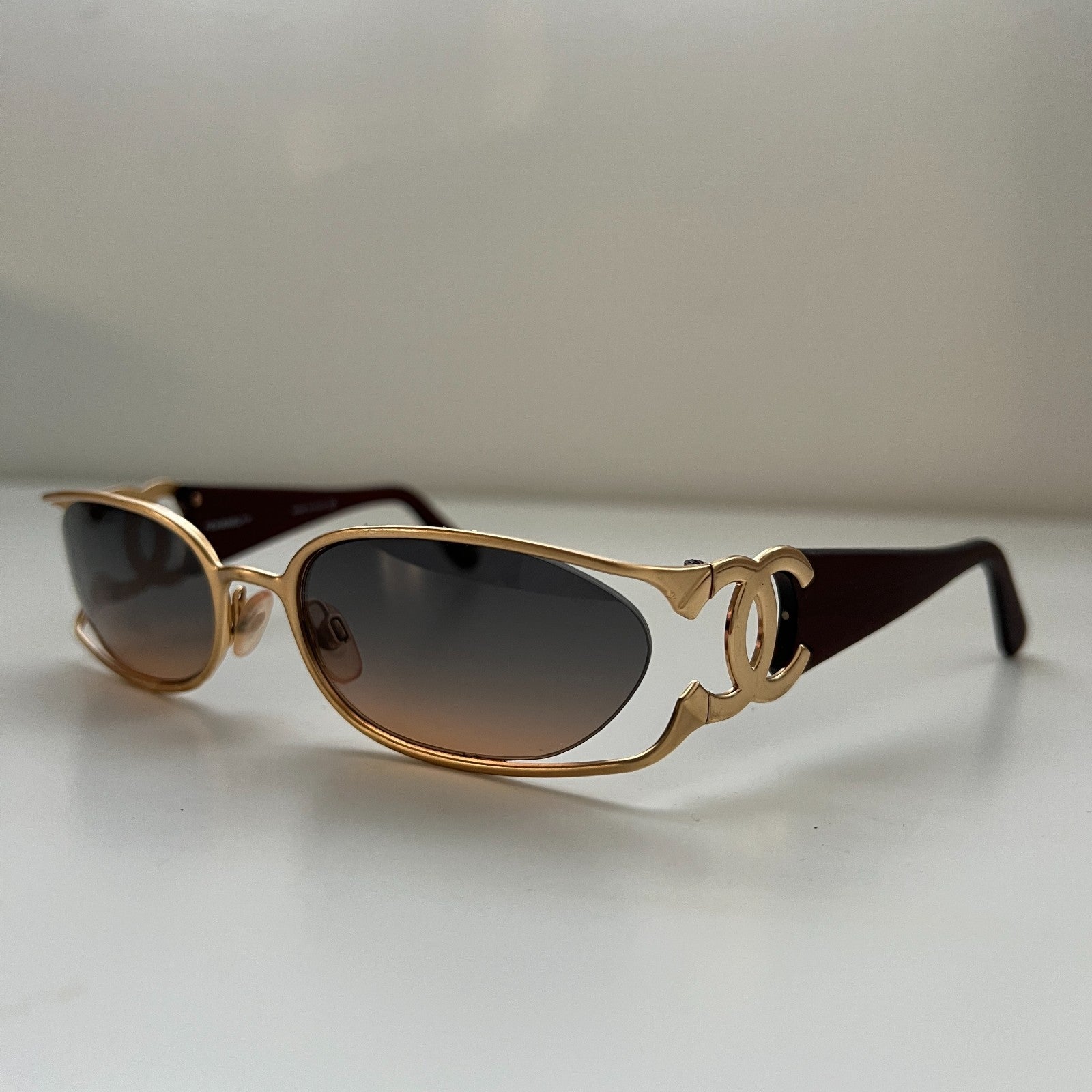 VTG 90s CHANEL Interlocking CC Logo Gold Frame Gradient Lenses Marked Sunglasses