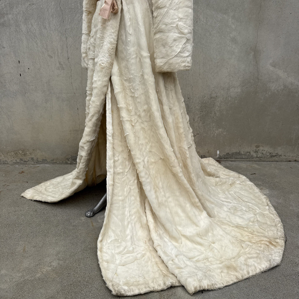Vintage 1930s White Plush Teddy Bear Dressing Gown Ermie Art Deco Dress Coat