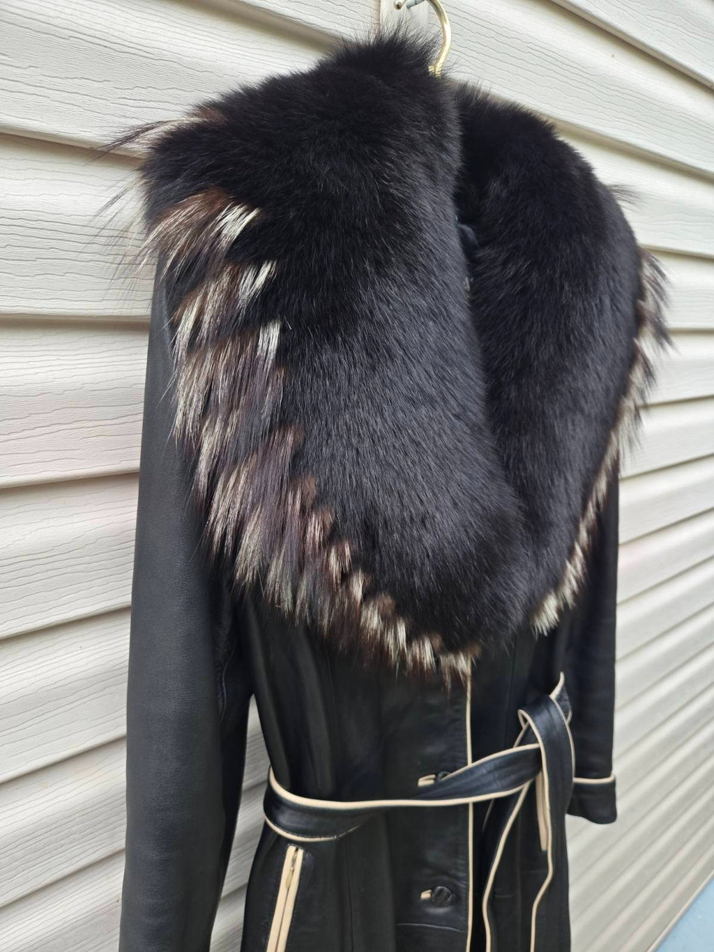 Vintage Y2K Black Leather Coat with Fox Fur Collar and Cuffs