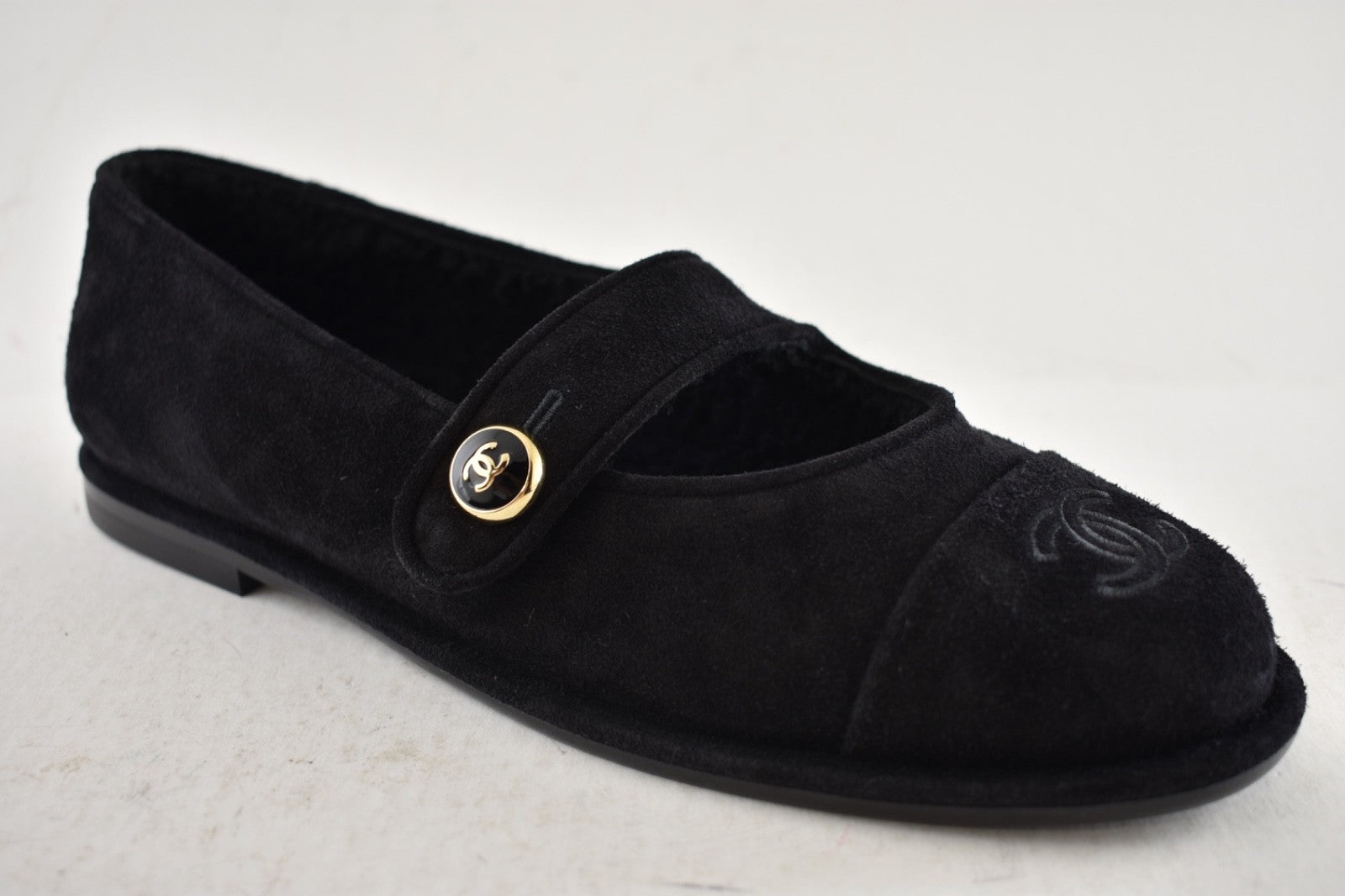 Chanel 25B Black Suede Shearling Fur Mary Jane Moccasin Ballet Loafer Flat 38