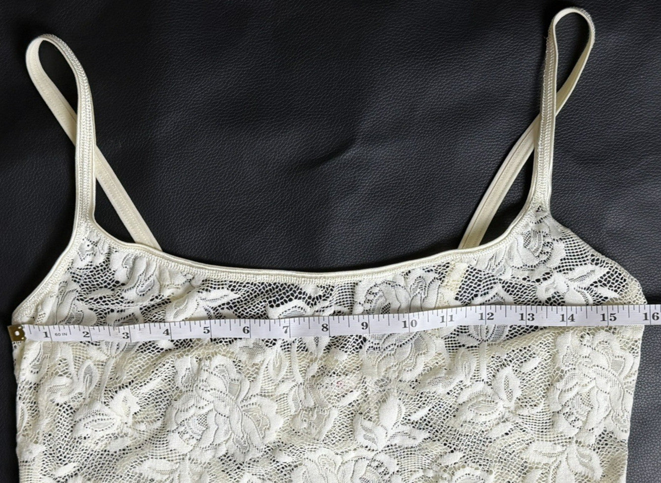 VTG 1997 Victoria's Secret Heart Tag Cream Floral Lace Slip Dress Chemise Medium