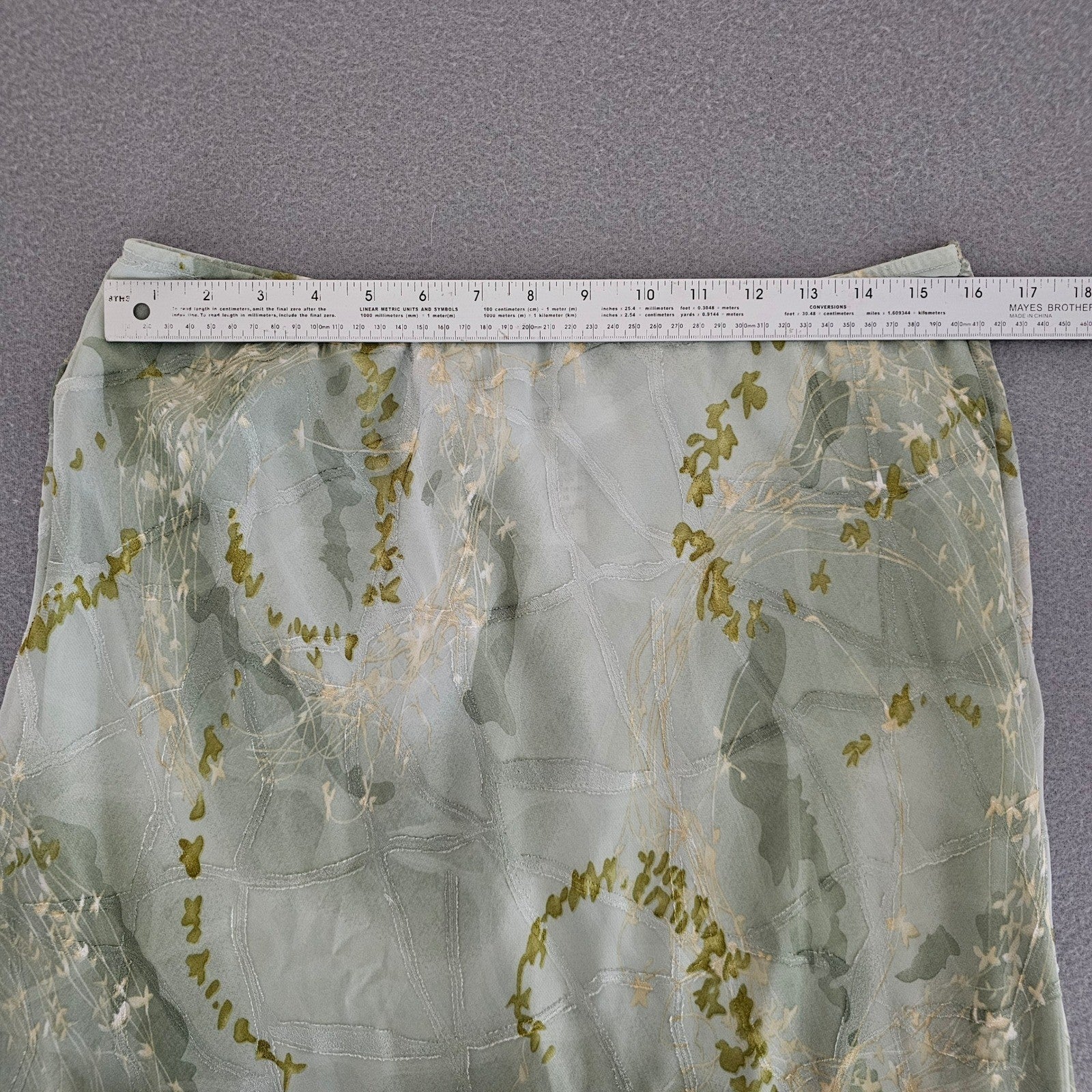 Vintage Y2K Sage Green Tiered Two Piece Skirt Set Size 14