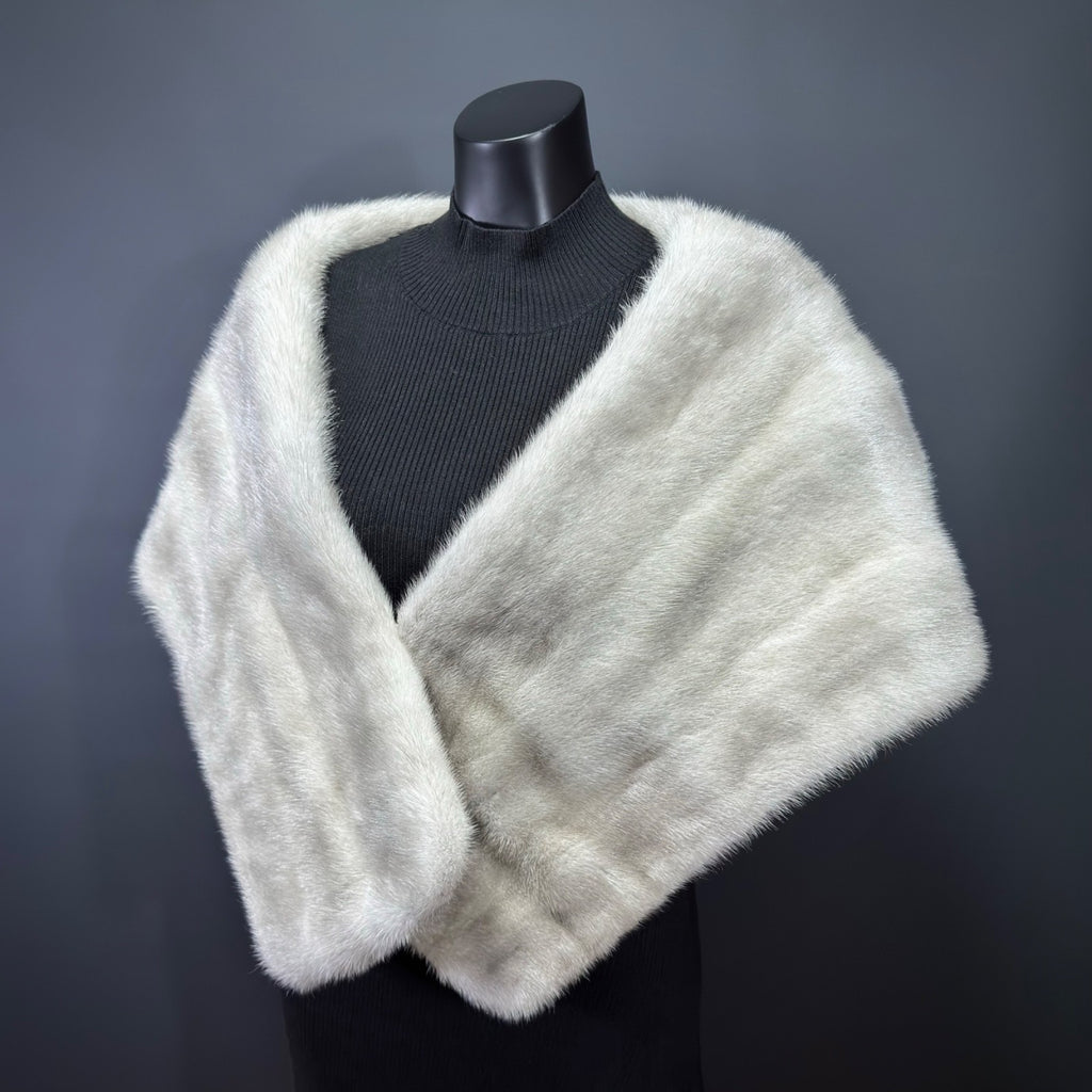 SAGA MINK ROYAL Sapphire Mink Fur Shawl/Wrap Women Luxury – Premium Collection