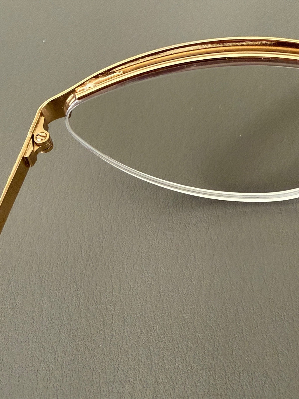 Gianfranco Ferre 1990's VINTAGE Cat Eye Sunglasses 191/S 012 Gold Half Rim