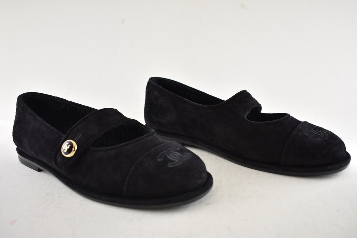 Chanel 25B Black Suede Shearling Fur Mary Jane Moccasin Ballet Loafer Flat 38