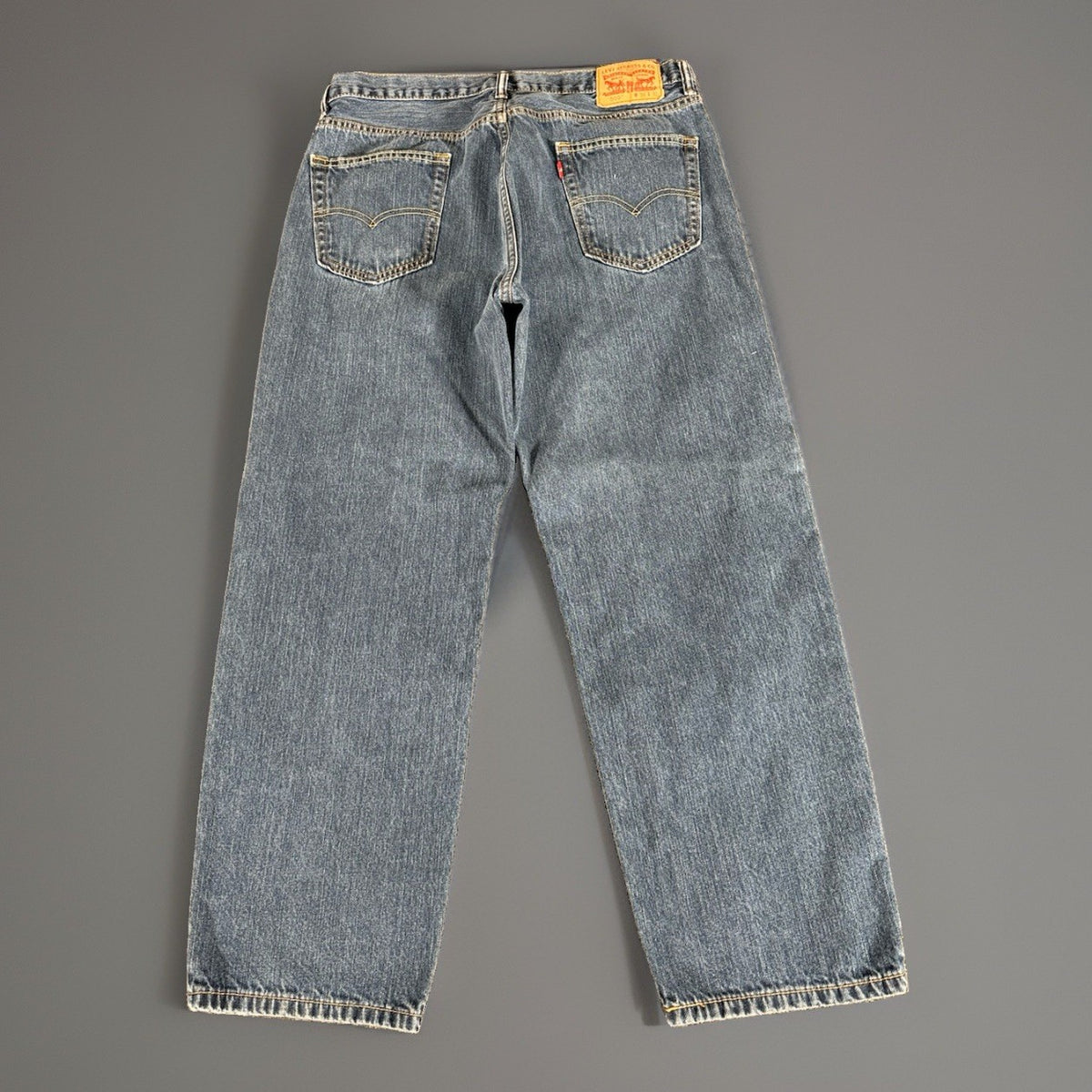 Levi's 550 Relaxed Fit Jeans Blue Medium Wash 36x30