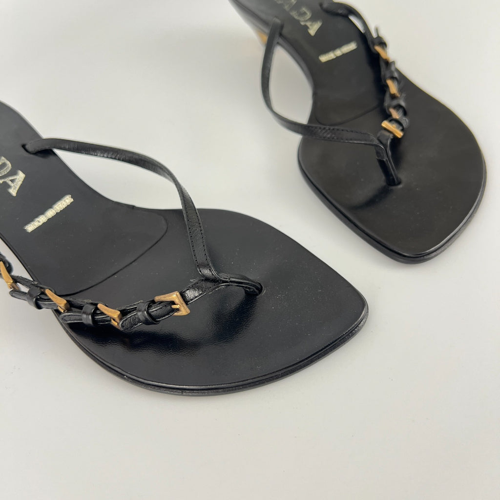 Prada | Auth Vintage Black Leather Gold Buckle Thong Kitten Heels (34.5)
