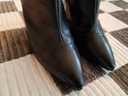 Brand New Authentic Manolo Blahnik Kid Leather Boots 39