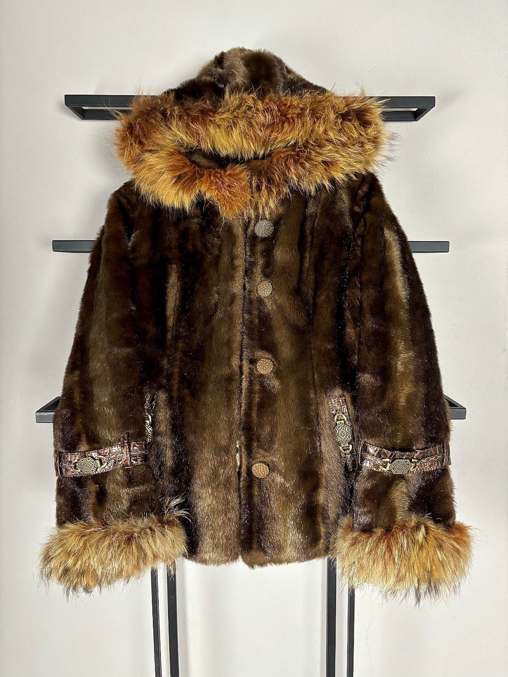 Vintage 90s-2000s JAPANESE JUNYA WATANABE STYLE  FAUX FUR  JACKET WOMENS CARTI