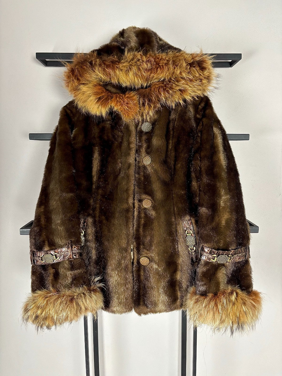 Vintage 90s-2000s JAPANESE JUNYA WATANABE STYLE  FAUX FUR  JACKET WOMENS CARTI