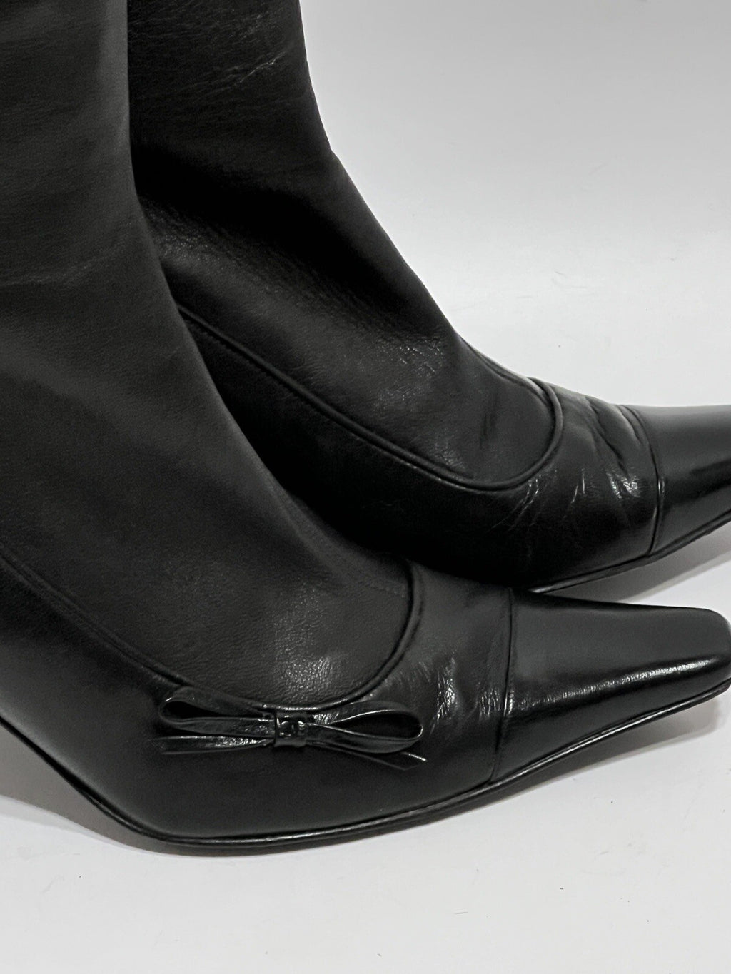 Vtg CHANEL BLACK LEATHER CC LOGO SOCK BOOTS 39
