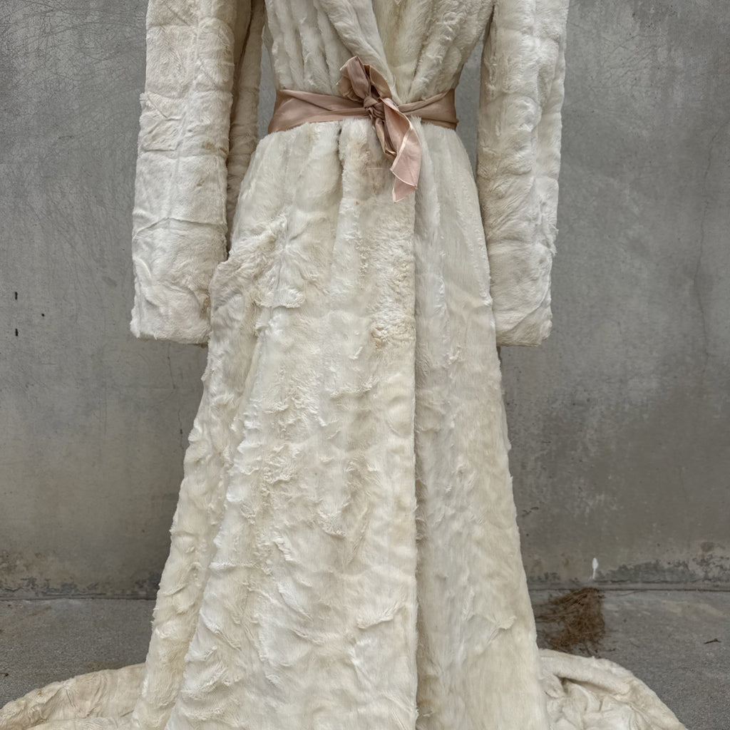 Vintage 1930s White Plush Teddy Bear Dressing Gown Ermie Art Deco Dress Coat
