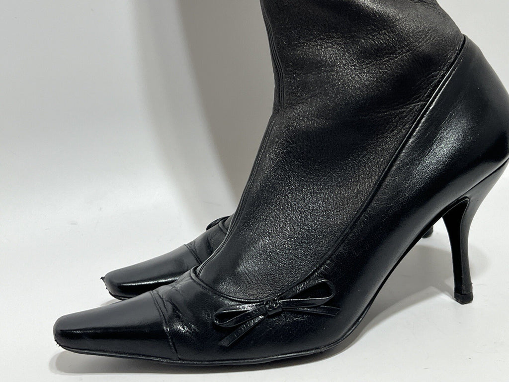 Vtg CHANEL BLACK LEATHER CC LOGO SOCK BOOTS 39