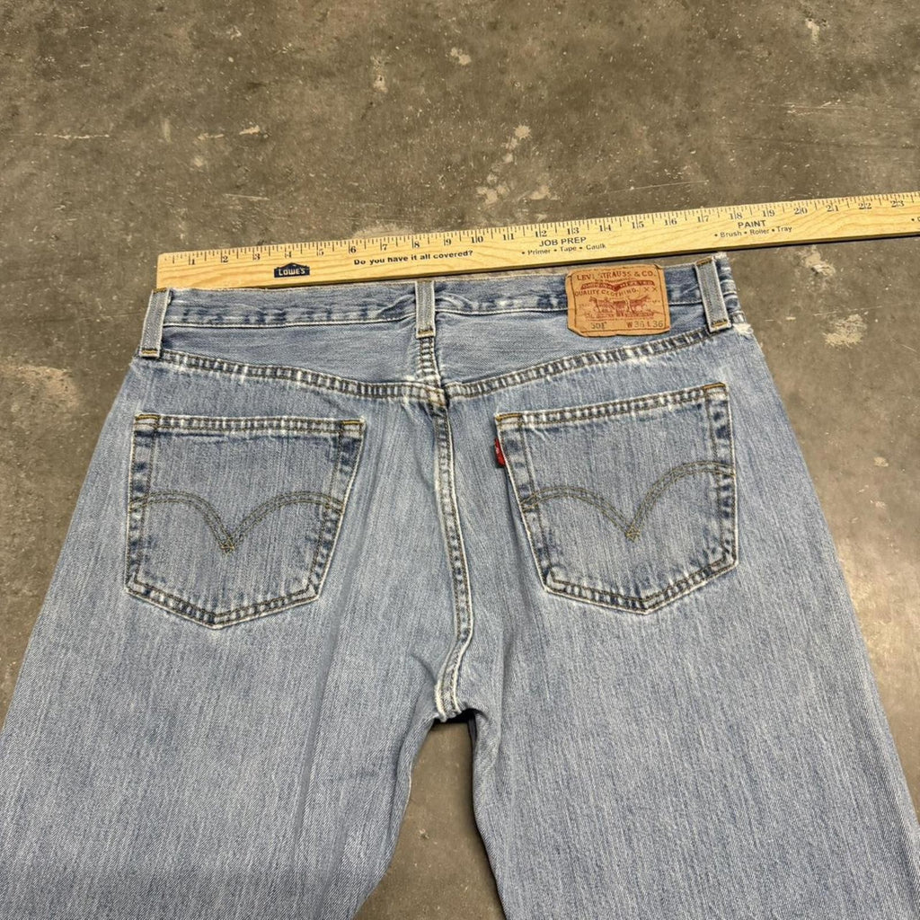 Vintage Levi’s 501 Light Wash Straight Leg Jeans