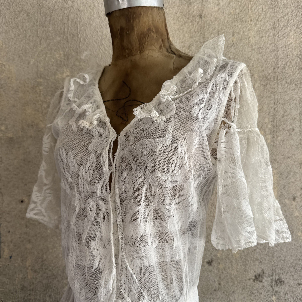 Antique Edwardian White Net Lace Dress Floral Lace Maxi Ruffle Bridal Vintage